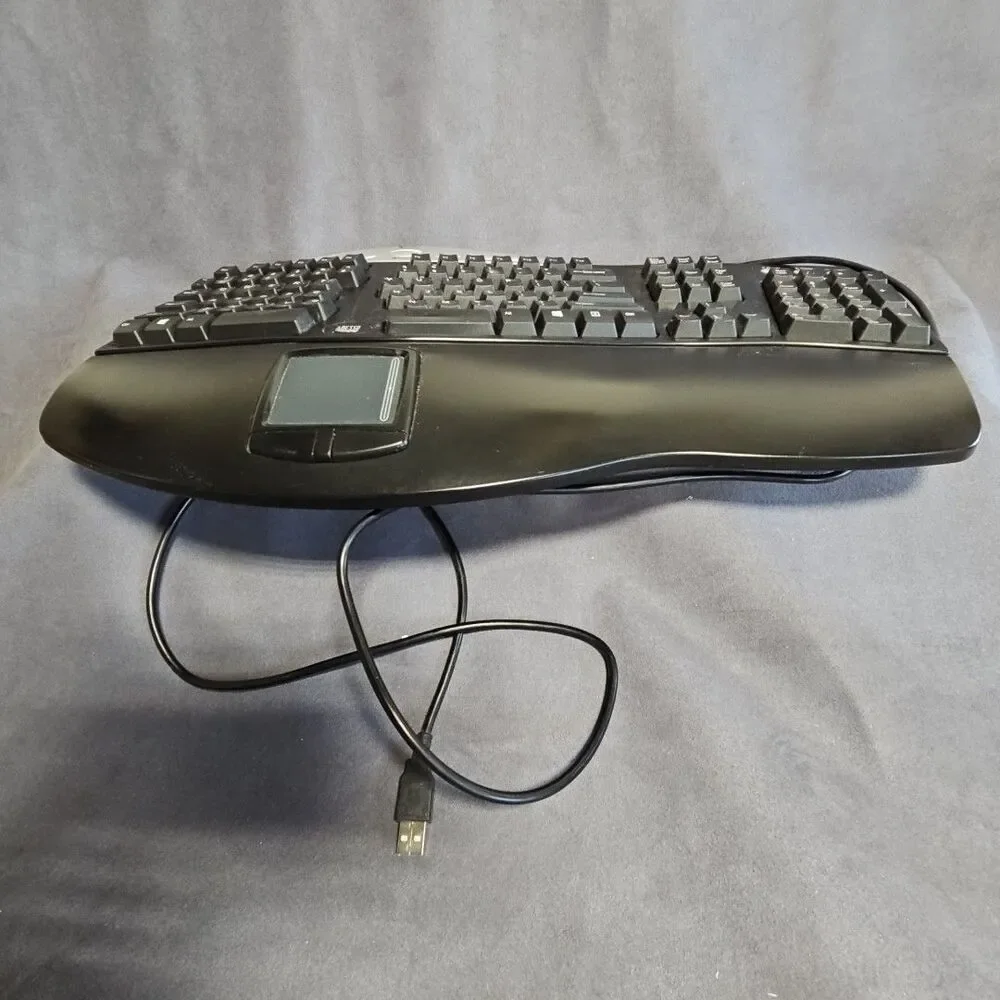 ADESSO PCK-308UB BLACK Wired Ergonomic Contoured Multimedia Touchpad Keyboard